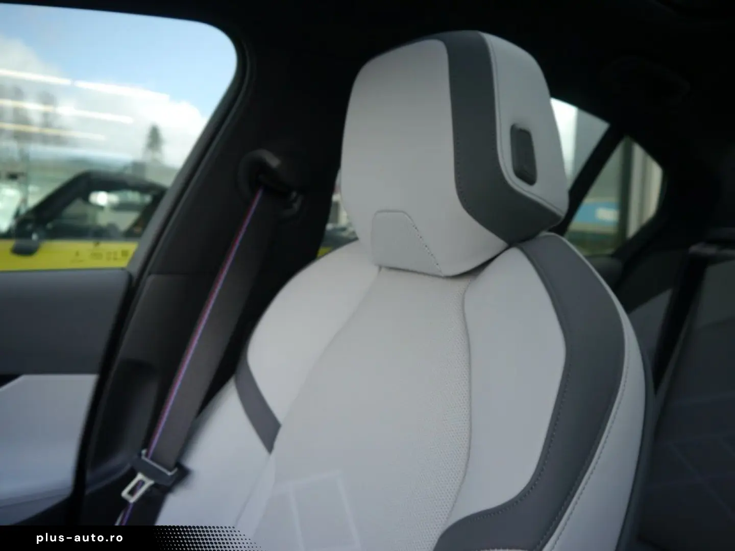 BMW 550e xDrive Lim. M Sport Pro A.  PERFORMANCE B&W