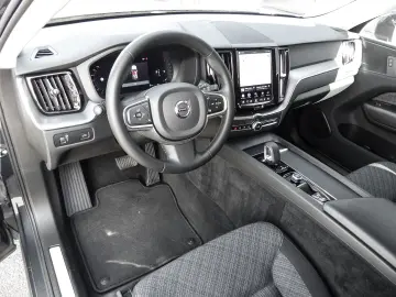VOLVO XC60 Momentum Pro 2WD AHK Digitales Cockpit Soun