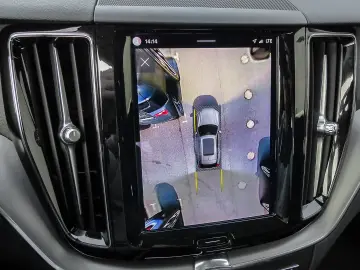 VOLVO XC60 Momentum Pro 2WD AHK Digitales Cockpit Soun