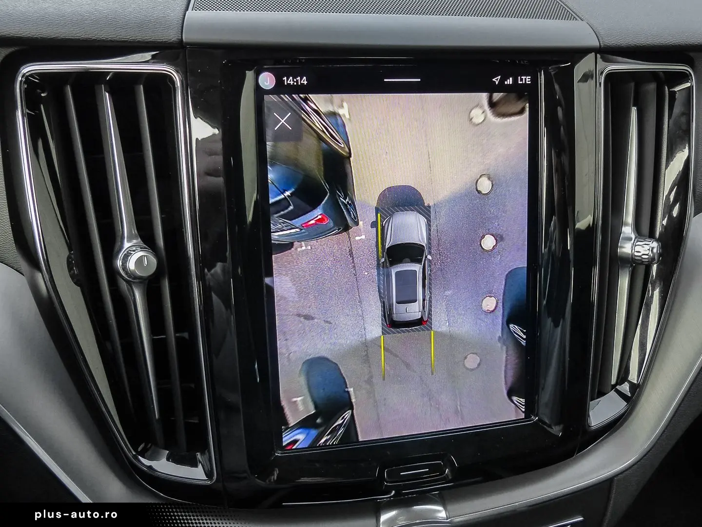 VOLVO XC60 Momentum Pro 2WD AHK Digitales Cockpit Soun