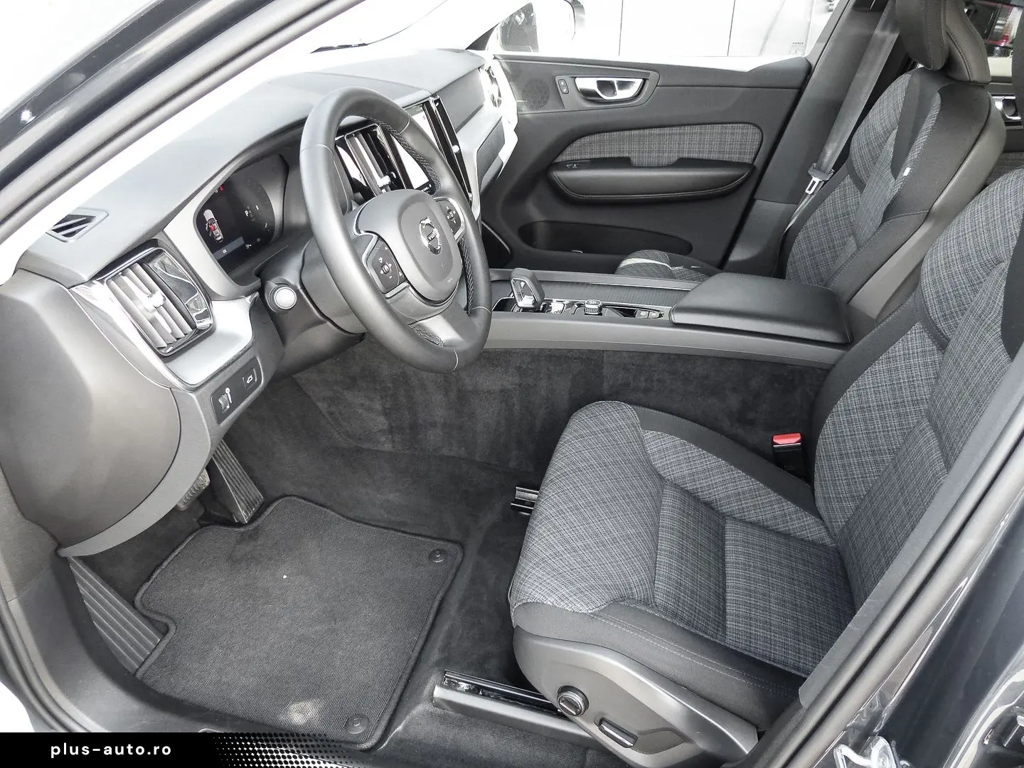 VOLVO XC60 Momentum Pro 2WD AHK Digitales Cockpit Soun