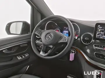MERCEDES-BENZ V 300 d 4M Pano Burm LED-ILS AHK Sthzg&hellip;
