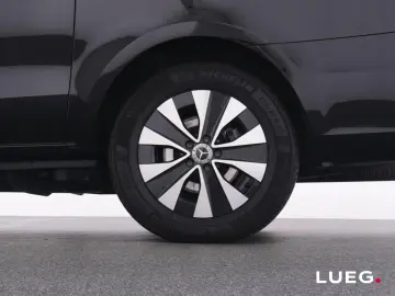 MERCEDES-BENZ V 300 d 4M Pano Burm LED-ILS AHK Sthzg&hellip;