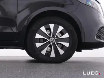 MERCEDES-BENZ V 300 d 4M Pano Burm LED-ILS AHK Sthzg&hellip;