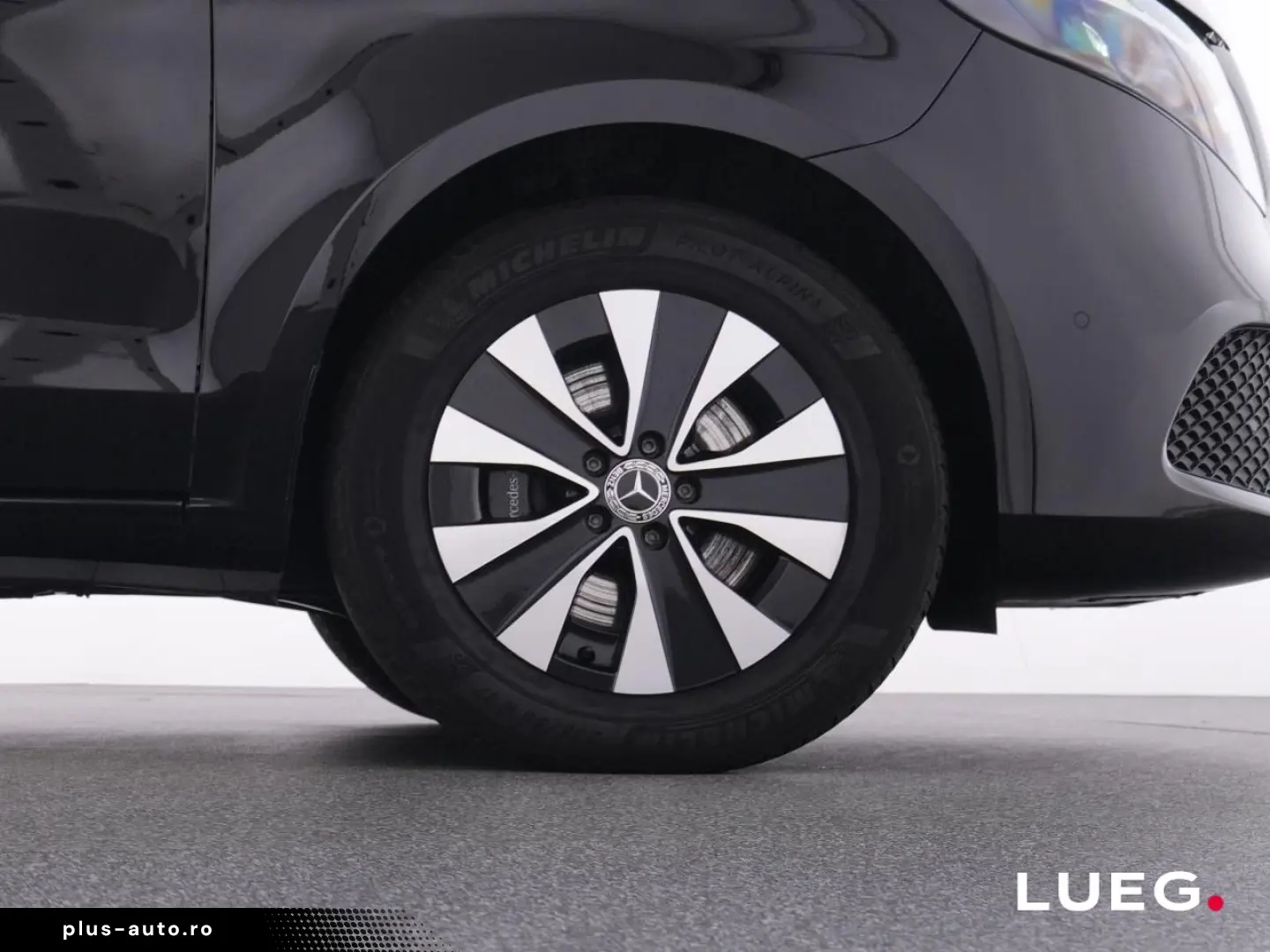 MERCEDES-BENZ V 300 d 4M Pano Burm LED-ILS AHK Sthzg&hellip;