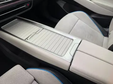 VW ID.7 Pro MATRIX LED ACC PANO DCC 3ZONEN HEAD UP