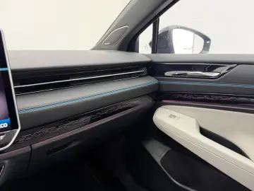 VW ID.7 Pro MATRIX LED ACC PANO DCC 3ZONEN HEAD UP