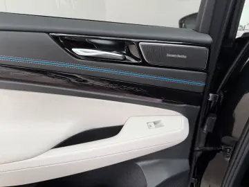 VW ID.7 Pro MATRIX LED ACC PANO DCC 3ZONEN HEAD UP