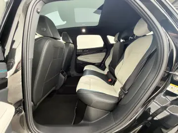 VW ID.7 Pro MATRIX LED ACC PANO DCC 3ZONEN HEAD UP