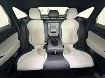 VW ID.7 Pro MATRIX LED ACC PANO DCC 3ZONEN HEAD UP