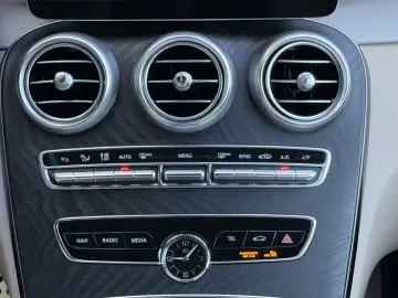 MERCEDES-BENZ C 220 D Coupe AMG 4-M Night Multibeam …