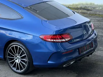 MERCEDES-BENZ C 220 D Coupe AMG 4-M Night Multibeam …