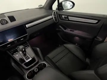 Porsche Cayenne Panorama- 21 Zoll - BOSE-