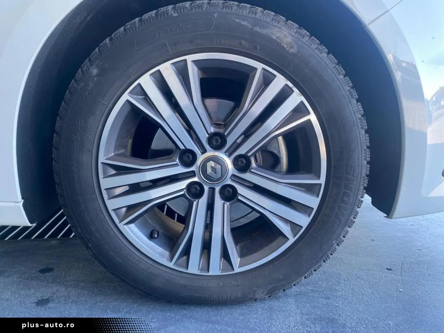 RENAULT MEGANE 1.3 TCe 140CP techno EDC