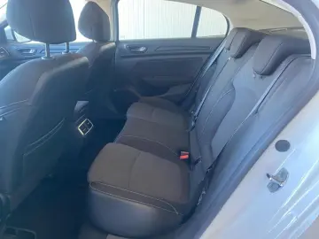 RENAULT MEGANE 1.3 TCe 140CP techno EDC