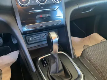 RENAULT MEGANE 1.3 TCe 140CP techno EDC