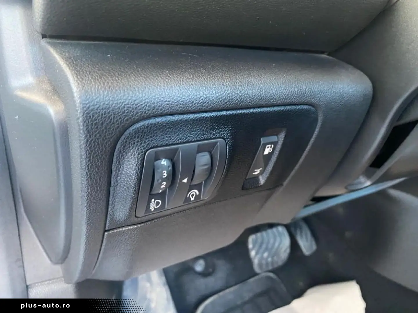 RENAULT MEGANE 1.3 TCe 140CP techno EDC