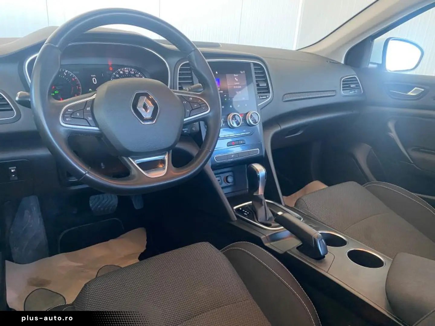 RENAULT MEGANE 1.3 TCe 140CP techno EDC