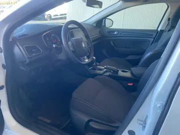 RENAULT MEGANE 1.3 TCe 140CP techno EDC