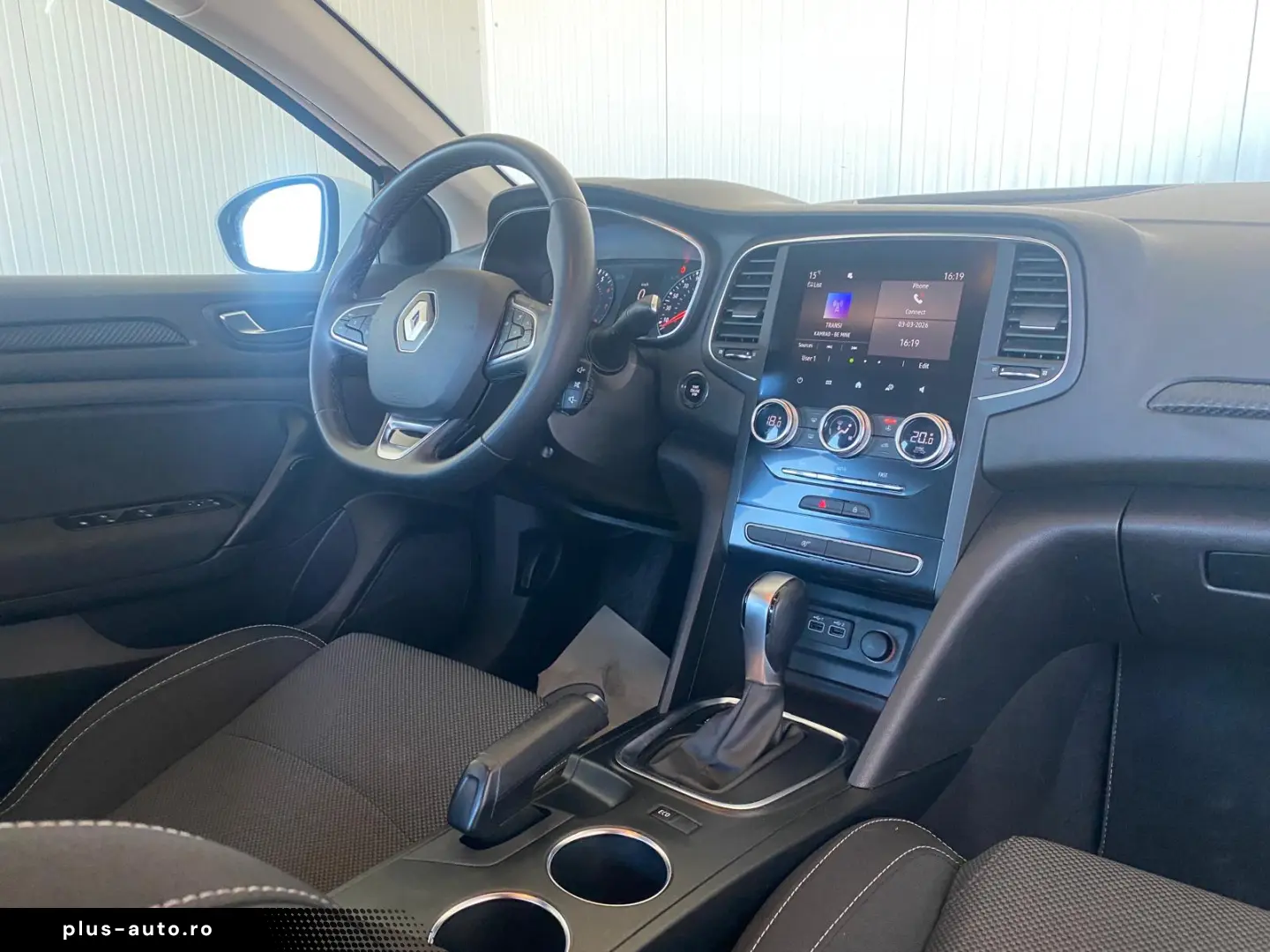 RENAULT MEGANE 1.3 TCe 140CP techno EDC