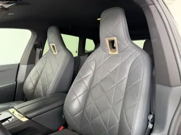 BMW iX 40 xDrive Sport LASER SOFT CLOSE SUITE ACC