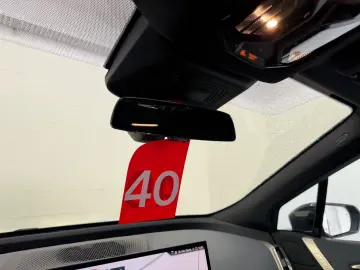 BMW iX 40 xDrive Sport LASER SOFT CLOSE SUITE ACC