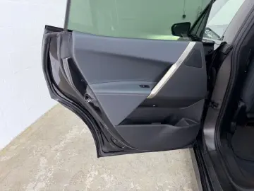 BMW iX 40 xDrive Sport LASER SOFT CLOSE SUITE ACC