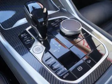 BMW X6 xDrive 40 i M Sport Laser Nightv Standh Pano