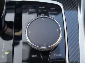 BMW X6 xDrive 40 i M Sport Laser Nightv Standh Pano