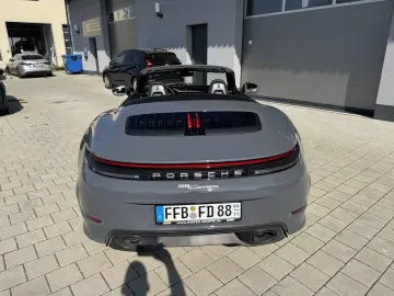 PORSCHE 992 Cabriolet  EXCLUSIVE MANUFAKTUR  FACELIFT