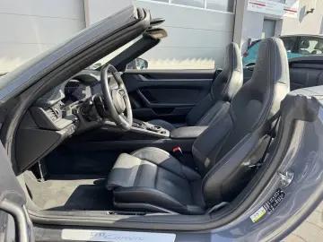 PORSCHE 992 Cabriolet  EXCLUSIVE MANUFAKTUR  FACELIFT