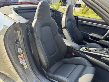 PORSCHE 992 Cabriolet  EXCLUSIVE MANUFAKTUR  FACELIFT