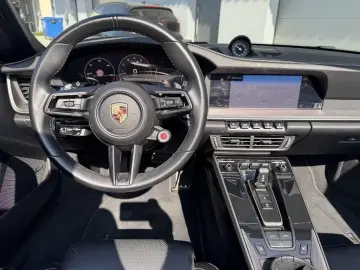 PORSCHE 992 Cabriolet  EXCLUSIVE MANUFAKTUR  FACELIFT