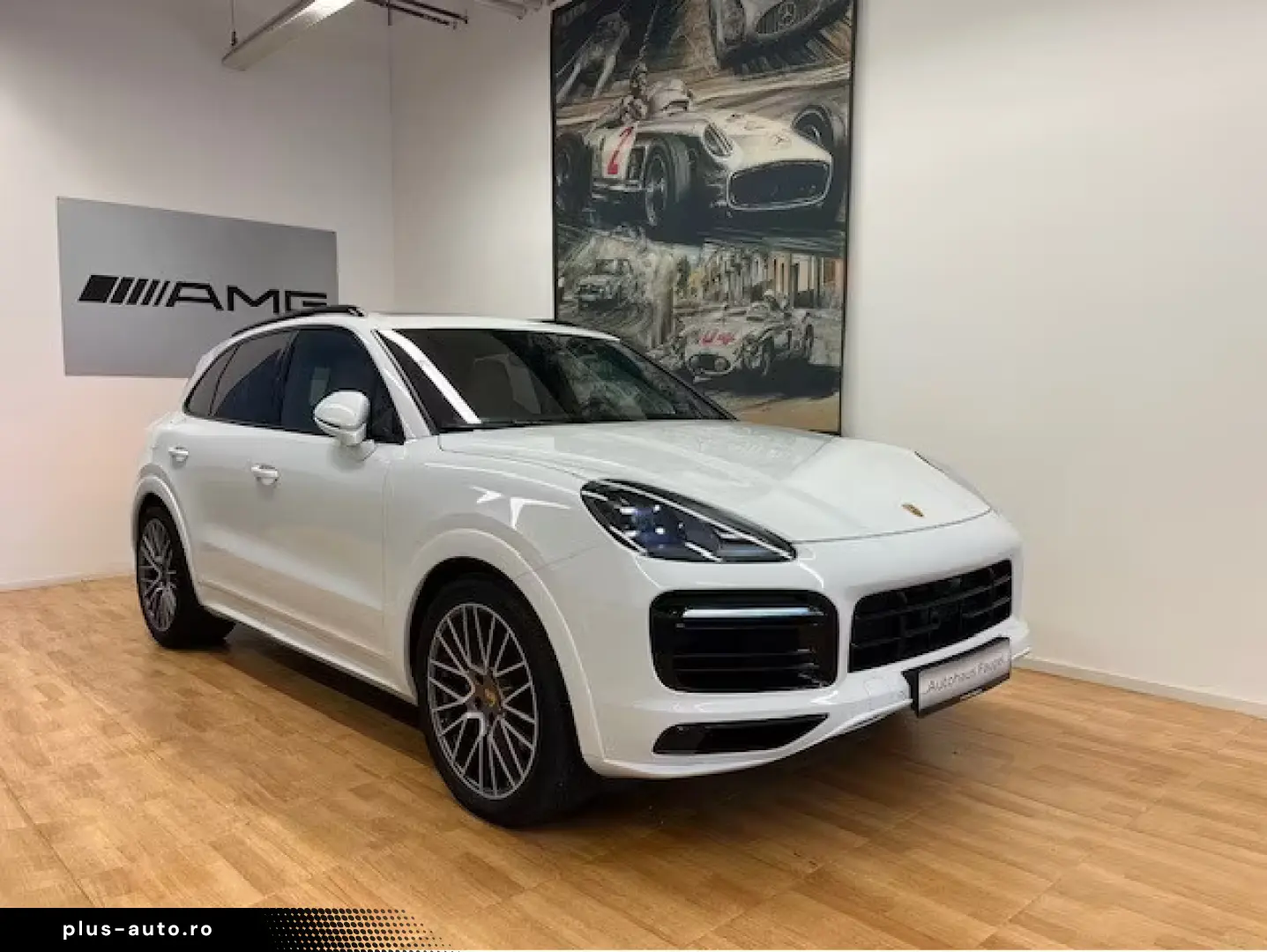 Porsche Cayenne Platinum Edition Pano