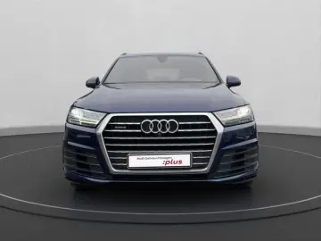 AUDI Q7 50 TDI quattro Tiptronic S line LED Luftfeder