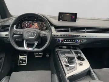 AUDI Q7 50 TDI quattro Tiptronic S line LED Luftfeder