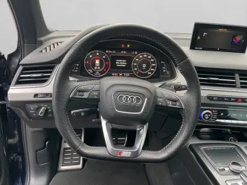 AUDI Q7 50 TDI quattro Tiptronic S line LED Luftfeder