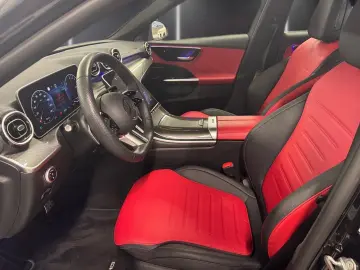 MERCEDES-BENZ C 300 e AMG Digital Light Distronic So…