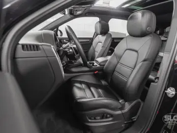 Porsche Cayenne E-Hybrid Platinum Edition 21