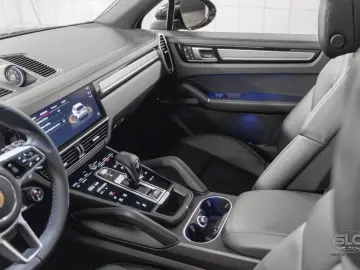 Porsche Cayenne E-Hybrid Platinum Edition 21