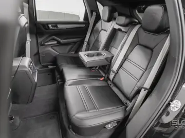 Porsche Cayenne E-Hybrid Platinum Edition 21