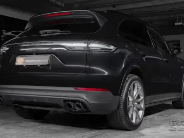 Porsche Cayenne E-Hybrid Platinum Edition 21