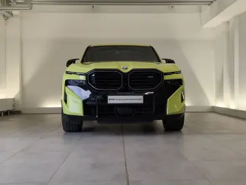 BMW XM Navi PaAS KomfZg DAB AHK 360  Navi PaAS KomfZ