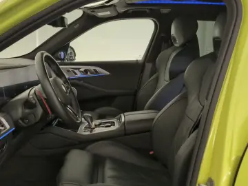 BMW XM Navi PaAS KomfZg DAB AHK 360  Navi PaAS KomfZ