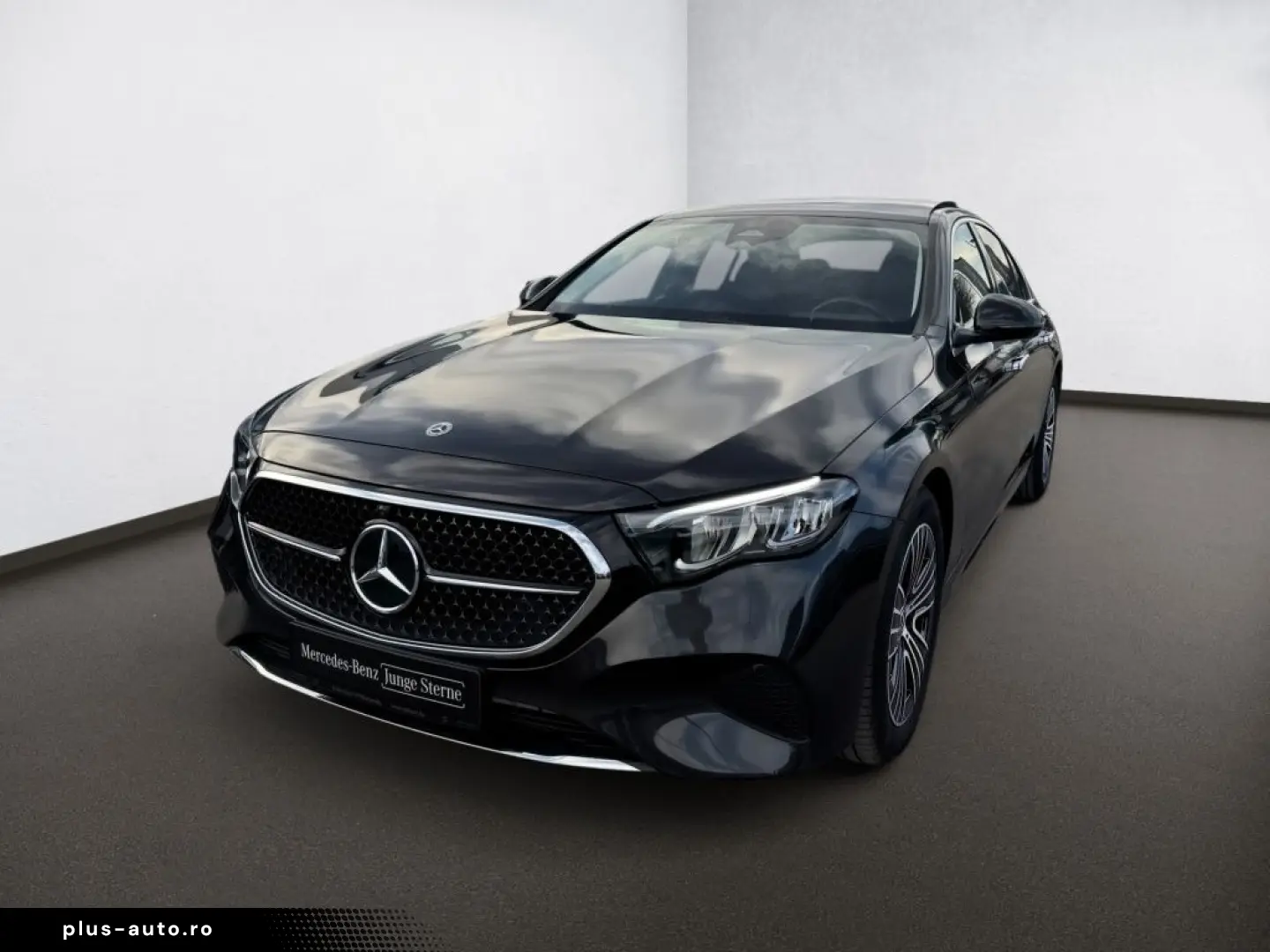 MERCEDES-BENZ E 220 d Avantgarde Pano Standhzg DISTR&hellip;