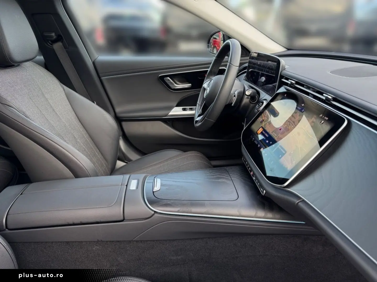 MERCEDES-BENZ E 220 d Avantgarde Pano Standhzg DISTR&hellip;