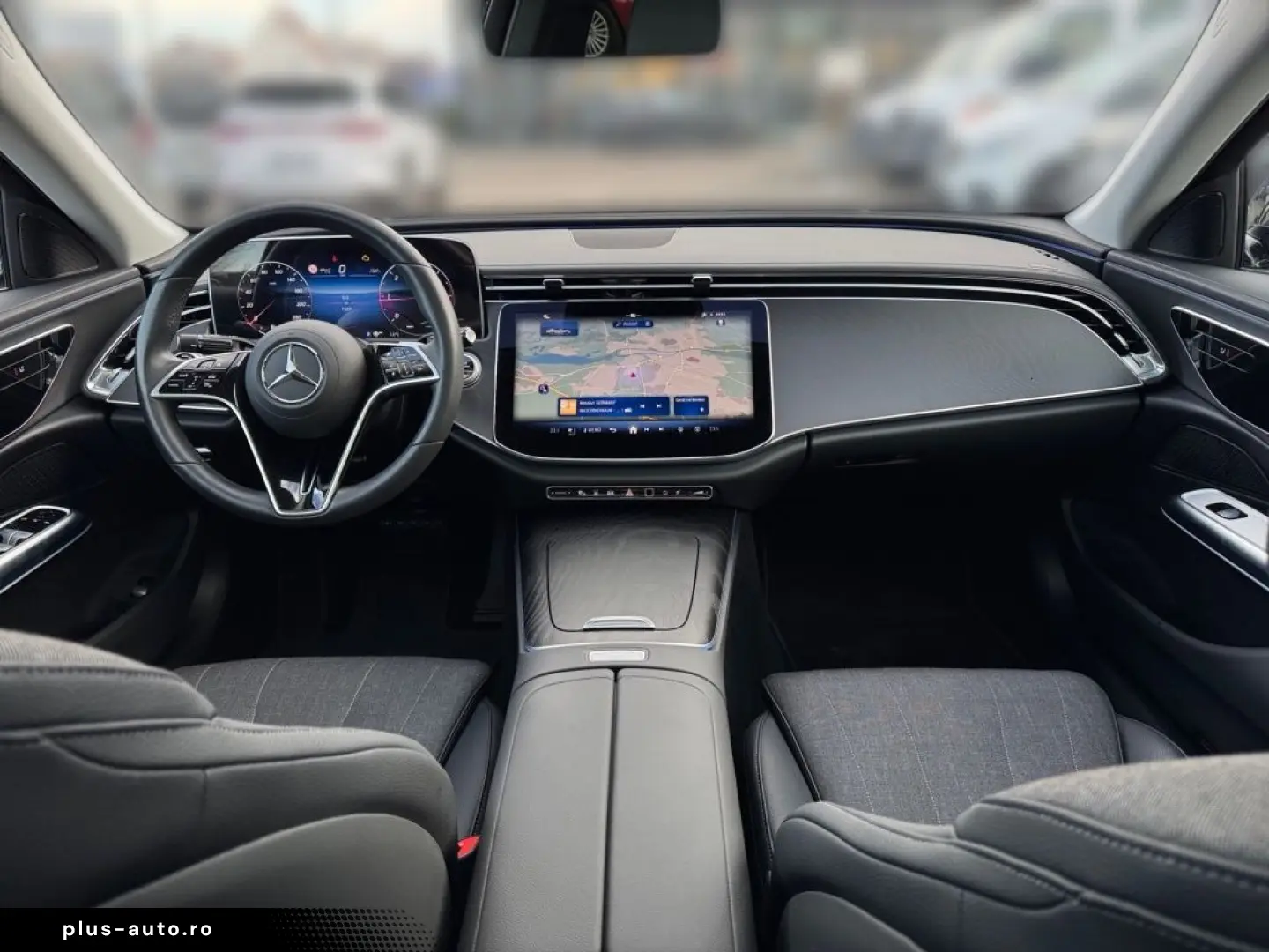 MERCEDES-BENZ E 220 d Avantgarde Pano Standhzg DISTR&hellip;