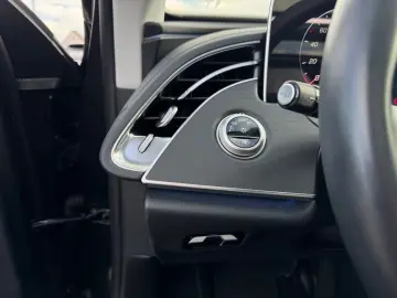 MERCEDES-BENZ E 220 d Avantgarde Pano Standhzg DISTR&hellip;