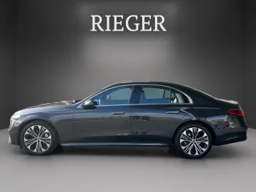 MERCEDES-BENZ E 200 Avantgarde 360  4xSHZ Digital Li…