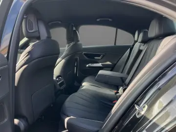 MERCEDES-BENZ E 200 Avantgarde 360  4xSHZ Digital Li…